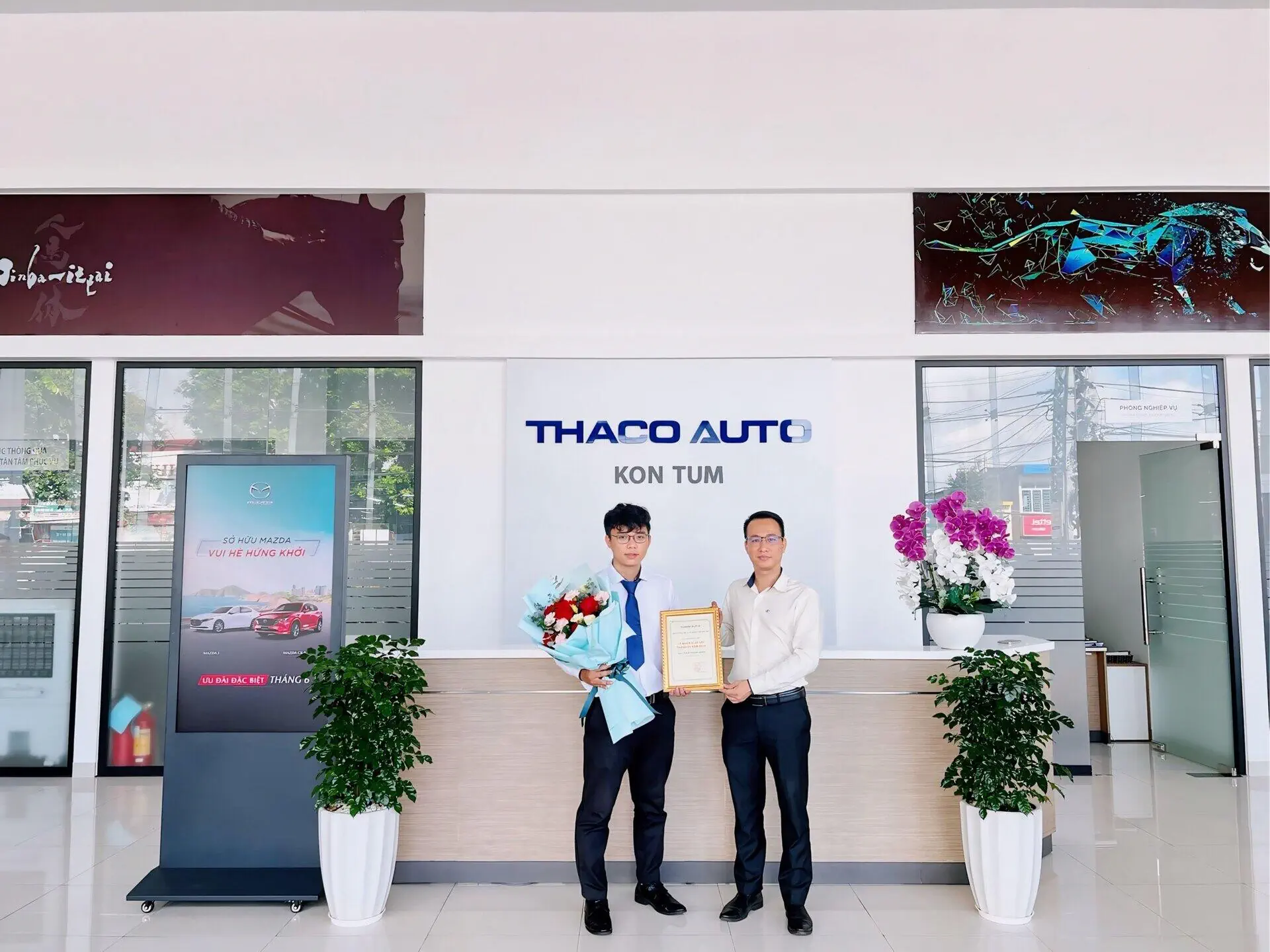 Lễ chào cờ tháng 6: THACO AUTO Gia Lai - Kon Tum sẵn sàng bứt phá tháng cuối Quý II/2024