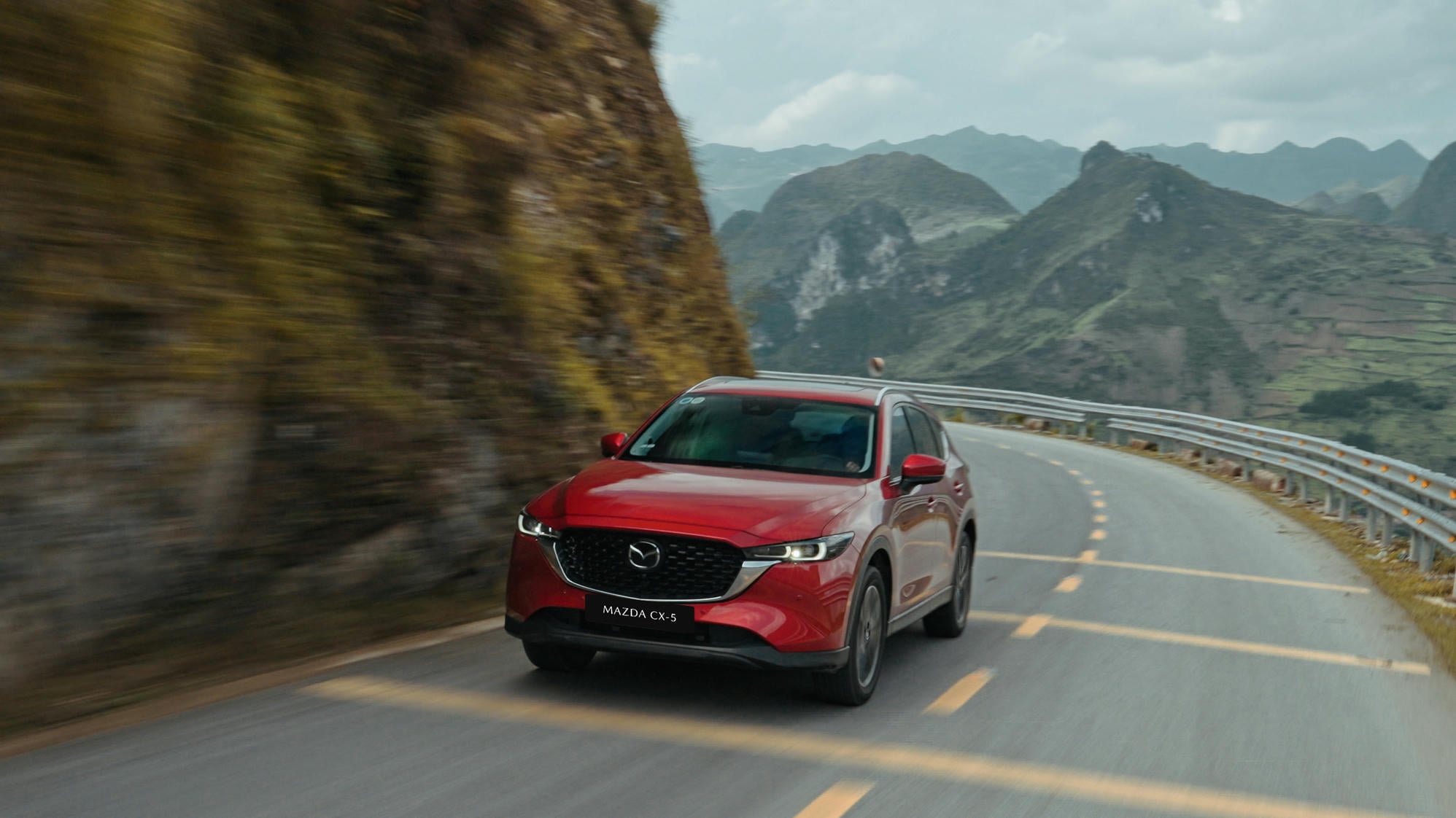 2-mazda-cx-5-trong-hanh-trinh-chinh-phuc-cung-duong-phia-bac